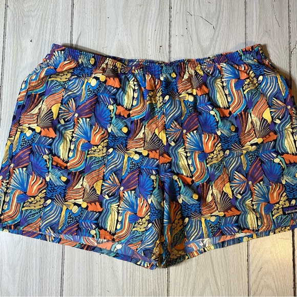 Patagonia Pants - Patagonia Women's 5" Baggies Shorts (Joy: Pitch Blue) XXL NWOT!